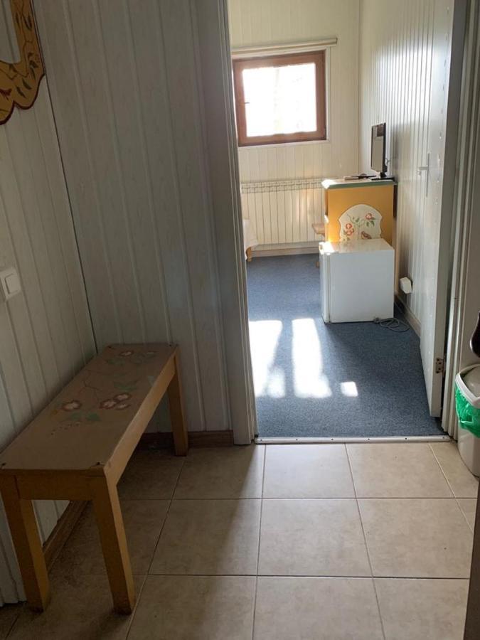 Hotel Casa Romaneasca Otopeni Eksteriør billede