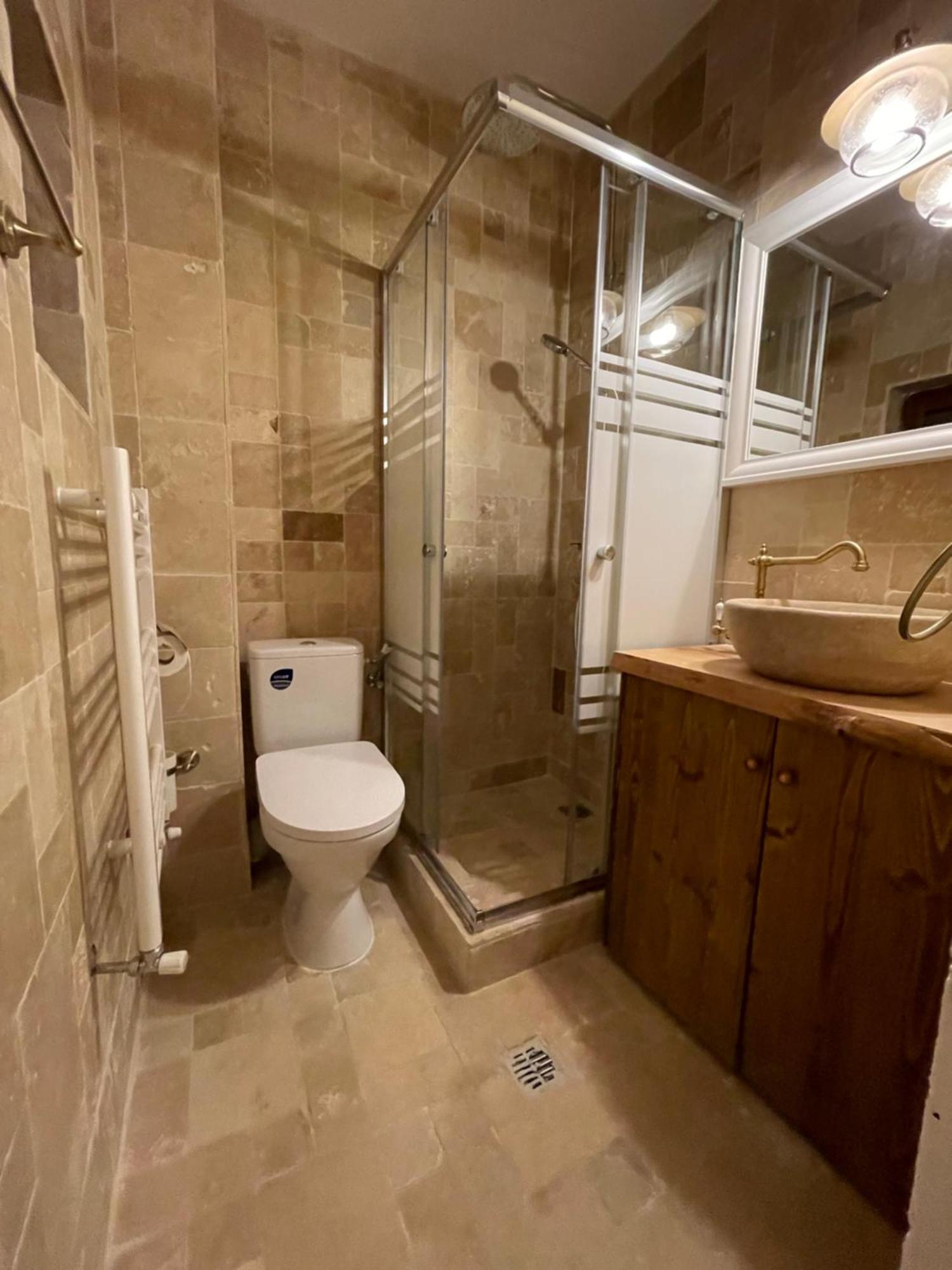 Hotel Casa Romaneasca Otopeni Eksteriør billede