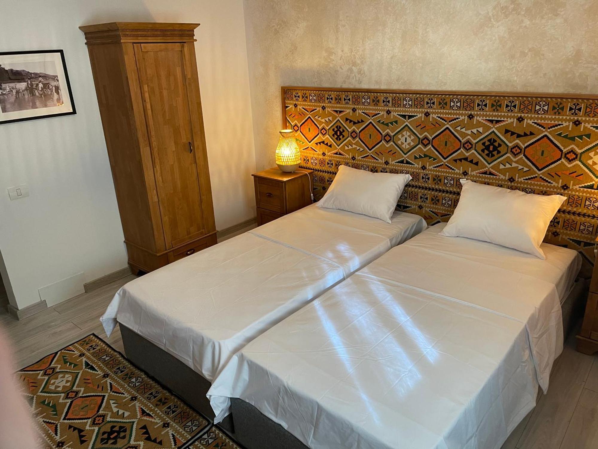 Hotel Casa Romaneasca Otopeni Eksteriør billede