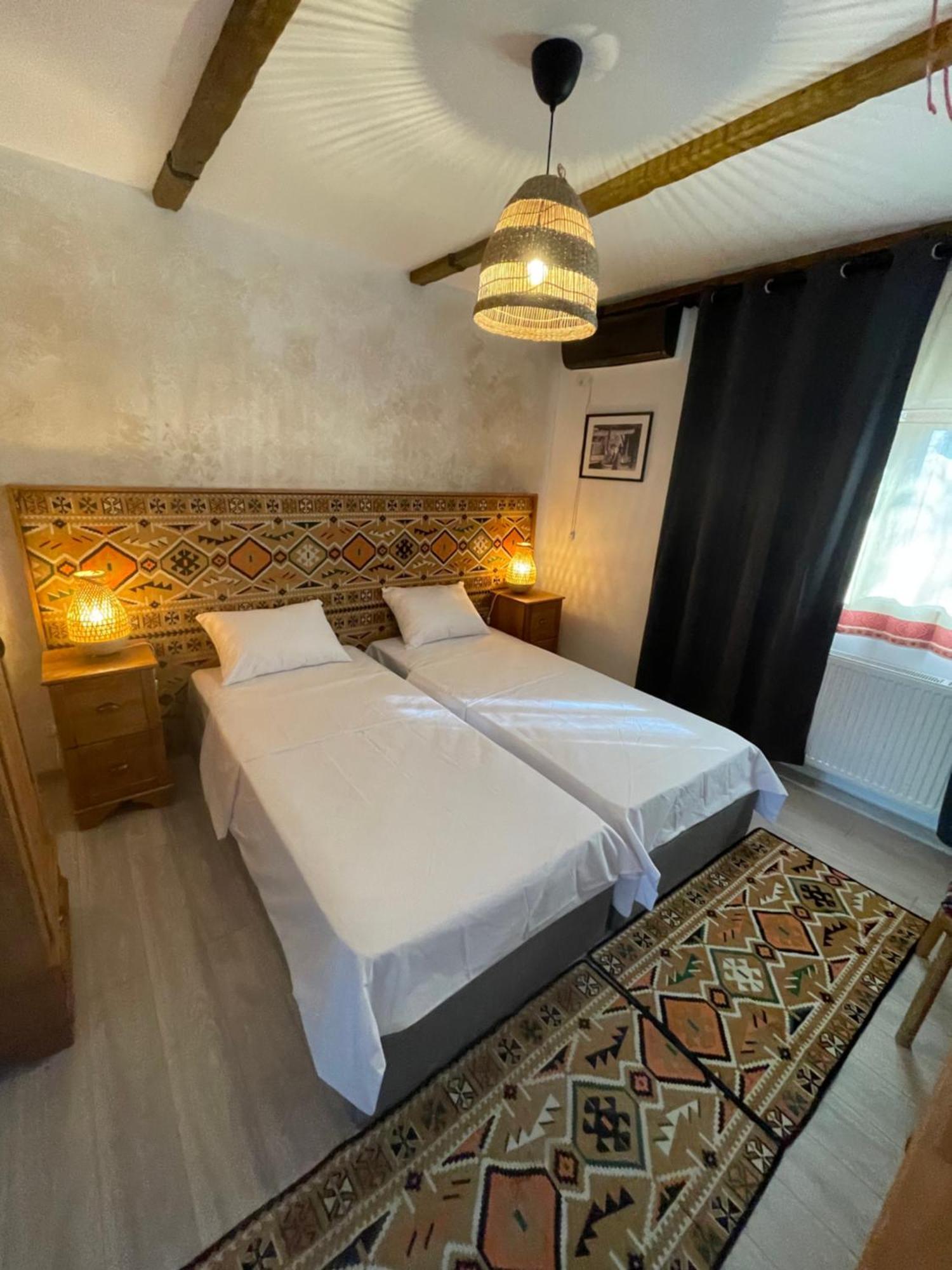 Hotel Casa Romaneasca Otopeni Eksteriør billede