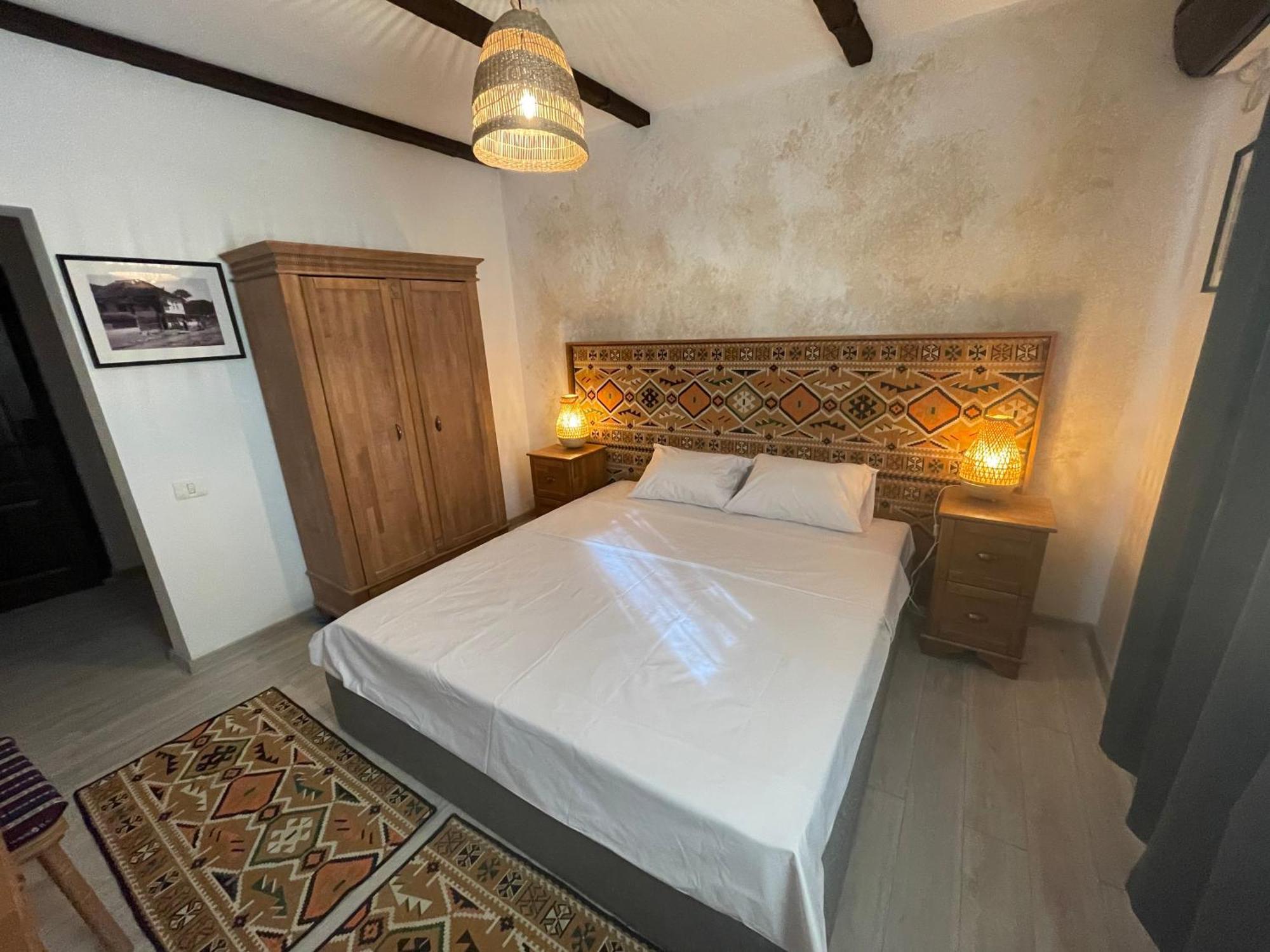 Hotel Casa Romaneasca Otopeni Eksteriør billede