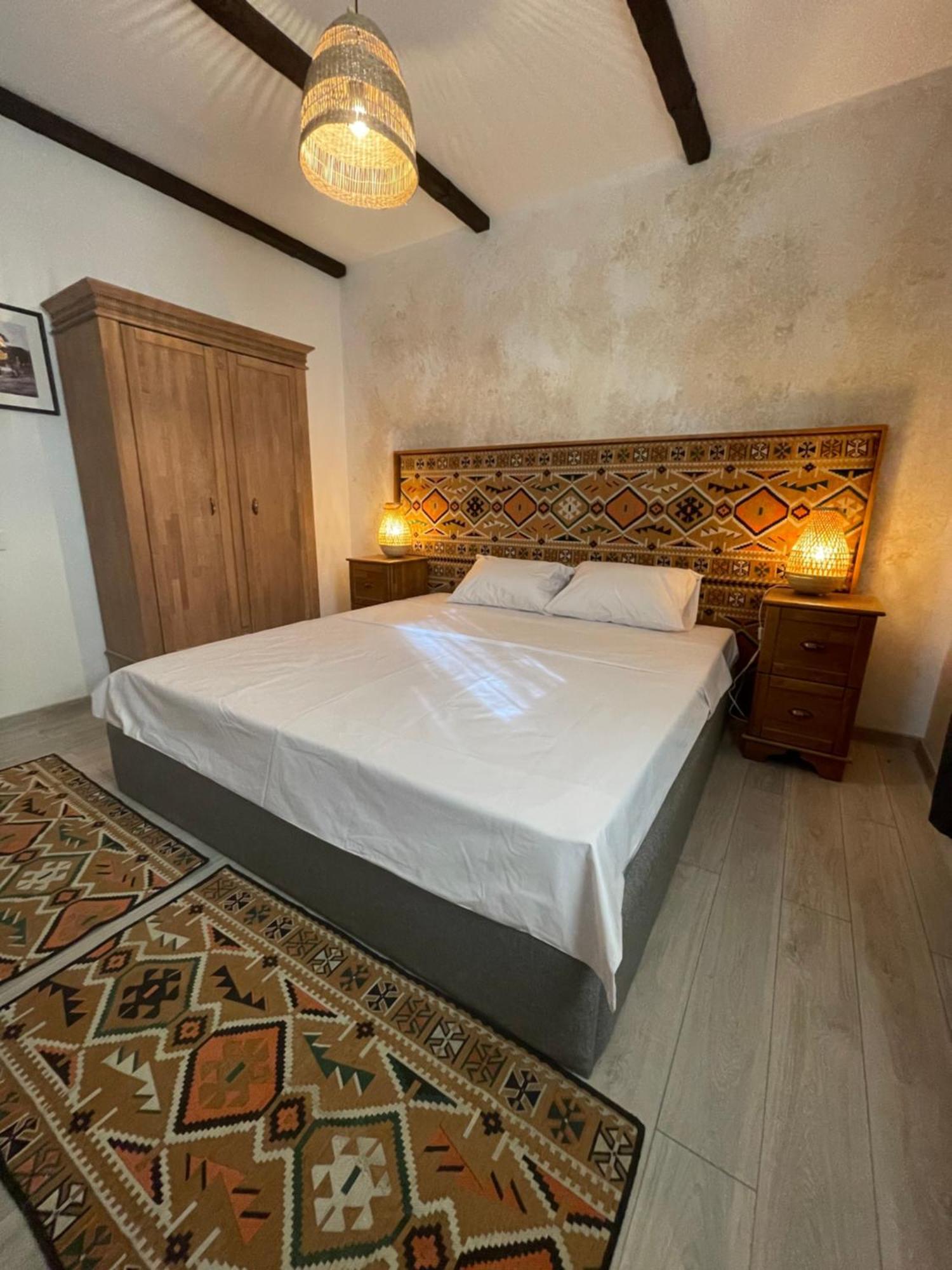 Hotel Casa Romaneasca Otopeni Eksteriør billede